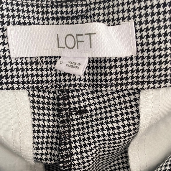 LOFT Devin Slim Black and White Houndstooth Pants - Picture 4 of 8